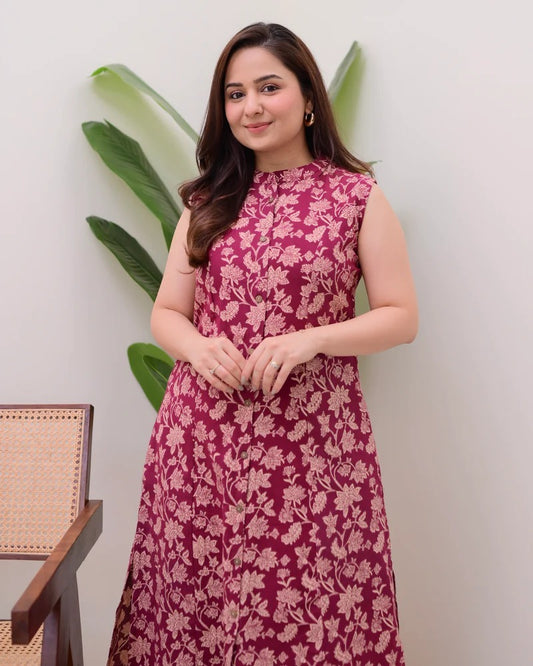 🌸 Elegant Digital Print Kurti Set – A Touch of Modern Tradition 🌸