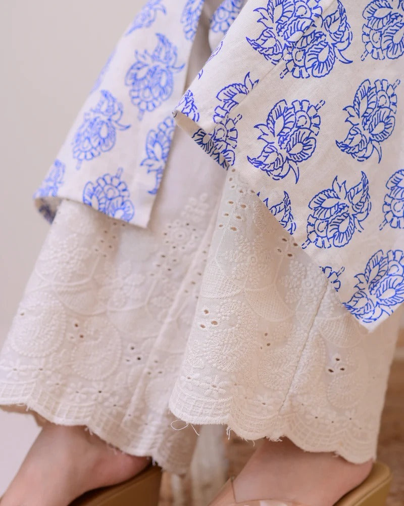 🌸 Elegant Digital Print Kurti Set – A Touch of Modern Tradition 🌸