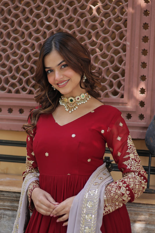 💃 Premium Embroidered Faux Blooming Gown with Dupatta 💃