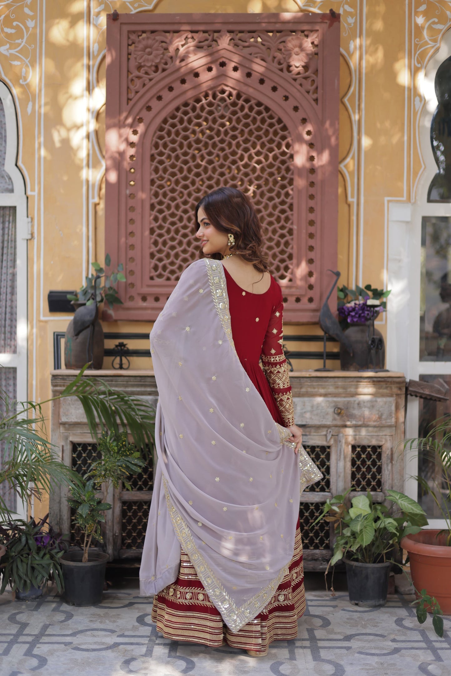 💃 Premium Embroidered Faux Blooming Gown with Dupatta 💃